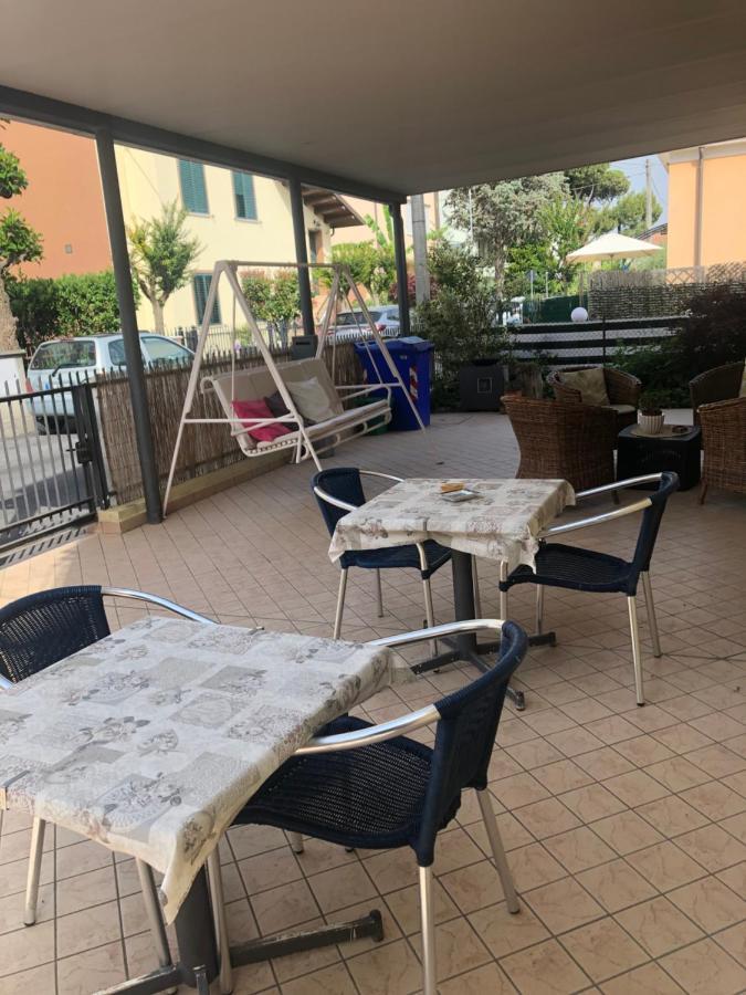 Hotel Argo Rimini Exterior photo